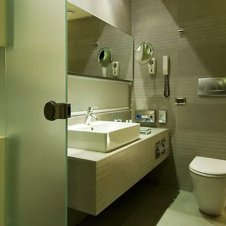 코스 아크티스 아트 호텔