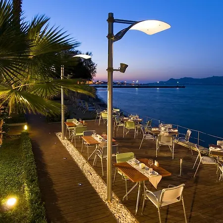 코스 아크티스 아트 4* 코스 타운