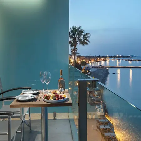Hotell Aktis Art