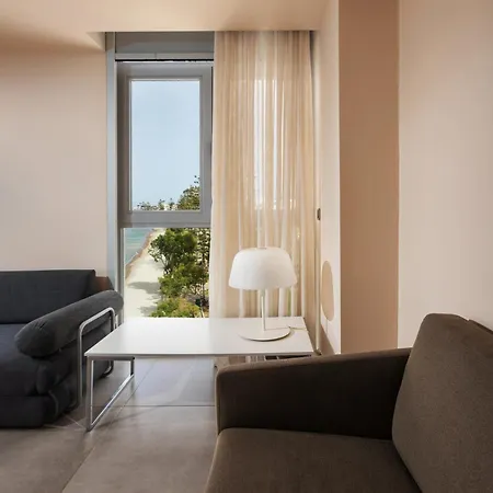 Hotel Aktis Art 4*