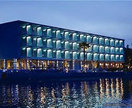 Aktis Art Hotel 4*