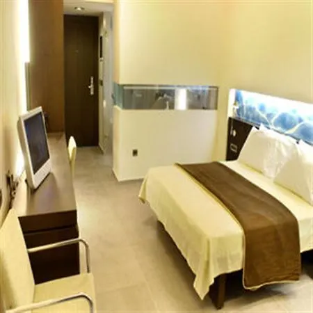 Hotel Aktis Art